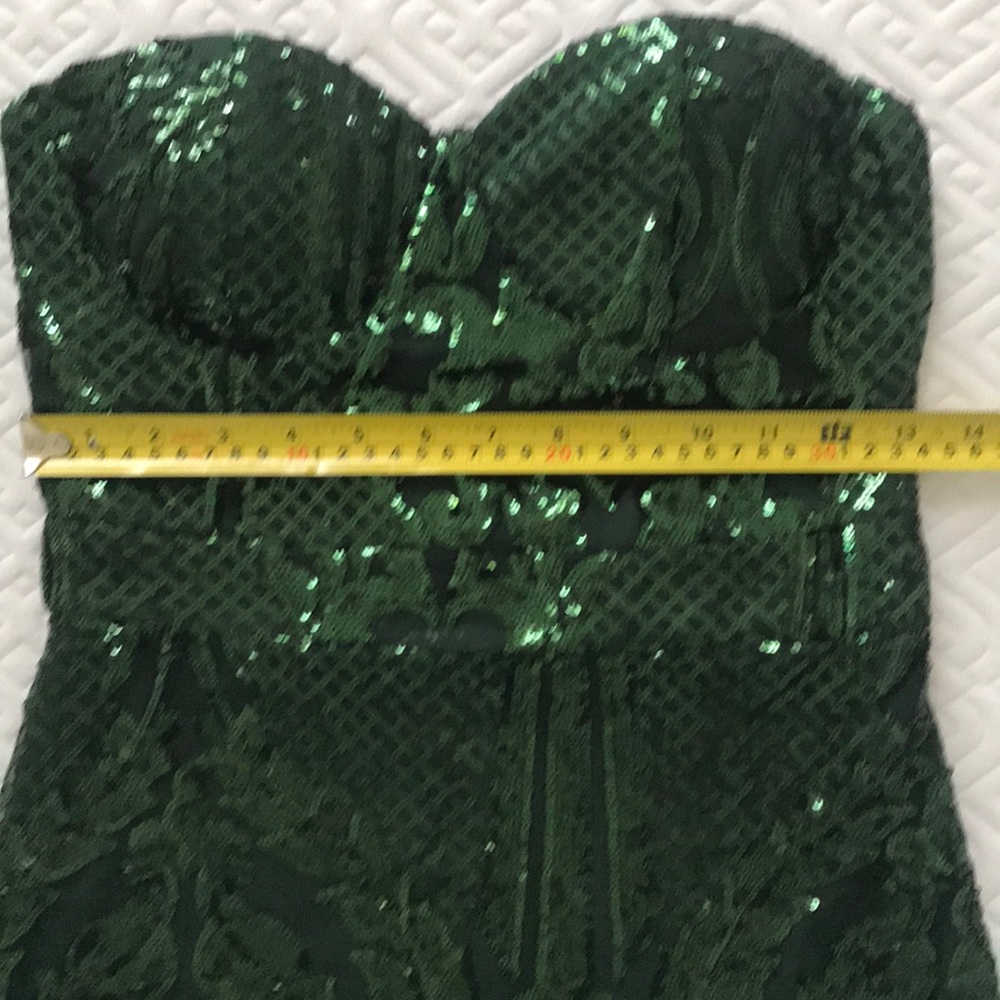 Emerald Sequin Gown - Picture 7 of 7